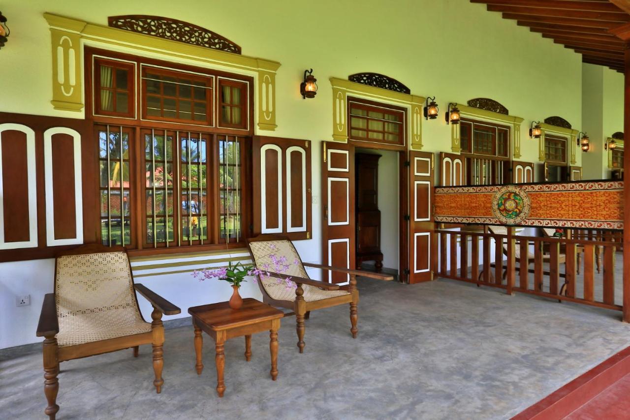 Sandali Walauwa Hotel Bentota Buitenkant foto